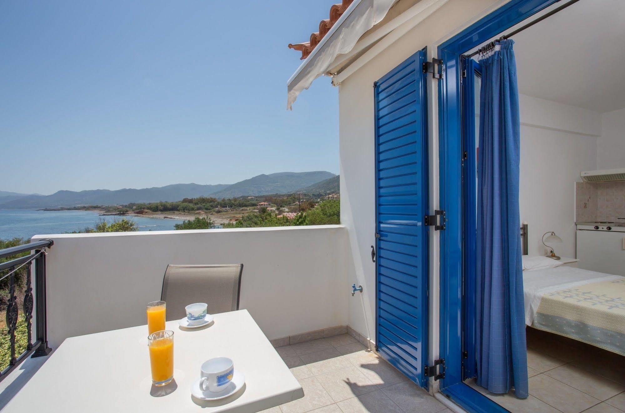 Venti Seaside Adult Hotel Monemvasía Екстериор снимка